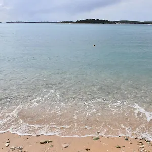 https://luxury-mobile-homes-istria-brioni-pula-glamping.in-istria.net